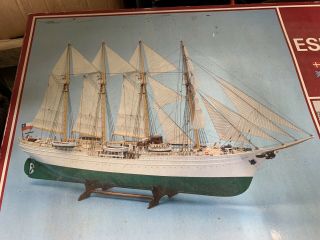 Billing Boats Esmeralda Nr.  594 Model Complete
