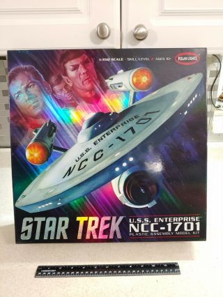 Polar Lights 880 Star Trek Uss Enterprise Ncc - 1701 1/350 Ob Model Kit