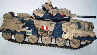 King And Country Ea029 1:30 British Crusader Tank With Crew