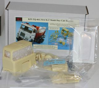 1/24 Kfs Kit Form Services Tq - 46a Mack F Day Cab Transkit Resin Conversion Kit