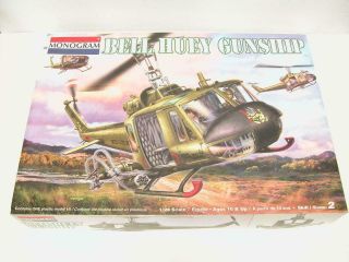 1/24 Monogram Revell Bell Uh - 1 Huey Gunship Helicopter Plastic Model Kit 4575