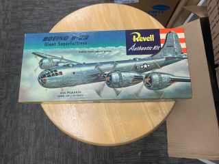 Revell H - 208 - 98 Boeing B - 29 Giant Superfortress 1954 Boxing