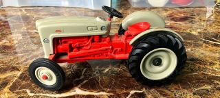 Vintage Ertl Ford Golden Jubilee Diecast Model Farm Tractor 1953.  1/16 Scale 2