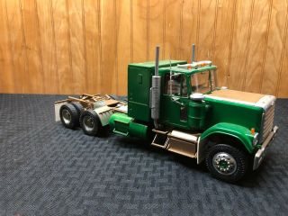 Vintage Amt Chevy Bison Conventional Built Model Semi Rig Truck 1/25 12 " Green
