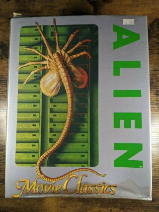 Alien Face Hugger - 1:1 Scale - Vinyl Model Kit - Halcyon