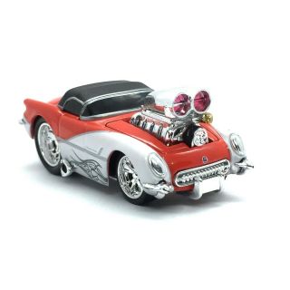 The Muscle Machines 1953 53 Chevrolet Chevy Corvette Vette Car Red 1/64