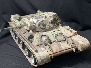 1/35 Pro Built And Painted T34/76 1942 Russian Tank Ww2,  Weathered,  Winter Camo