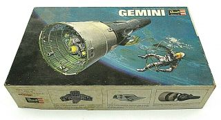 Revell 1:24 Nasa Mcdonnell Gemini Spacecraft Plastic Model Kit 1835u