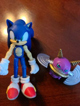 Jazwares Sonic The Hedgehog 3 " Inch Figure With Badnik
