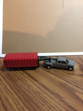 Ertl 1/64 Farm Country Dually Pickup With Grain Trailer