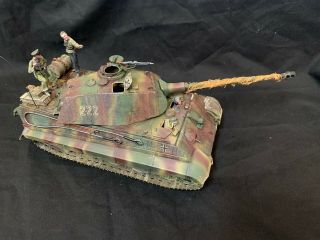 Pro Built 1/35 German Pz Kpfw Vi Tiger Ii Zimmerit/figures Highly Detailed