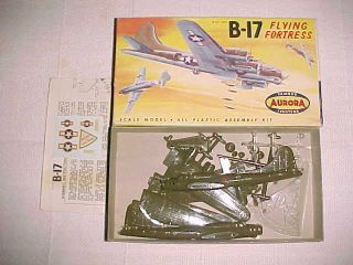 Aurora Boeing B - 17 Flying Fortress 491 - 49 Famous Fighter Issue