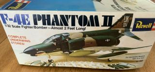 Revell F - 4E Phantom II - 1/32 Scale - Vintage 1976 Kit 2