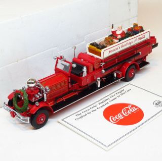 Matchbox Collectibles - 1930 Ahrens Fox Coca Cola Christmas Fire Engine Yym35193