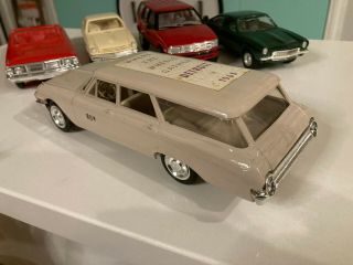 1962 Ford Country Sedan Dealer Promo Model Car Detroit Auto Show
