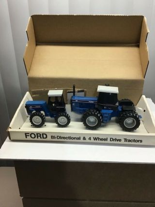 Scale Models - Ford Bi - Directional & 4 Wheel Drive Tractors 1:32 Scale,  Pre - Owned