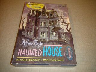 The Addams Family Haunted House Model Kit 1995 Opened Box