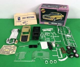 Vintage Amt 1969 Ford Mustang Mach 1 Model 1/25th Scale,  Open & Started