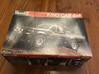 Vintage 1982 Revell Datsun King Cab 4x4 1/25 Model Truck Kit Complete Open Box