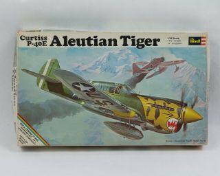 Vintage 1969 Revell 1/32 Curtiss P - 40e Aleutian Tiger Model Kit