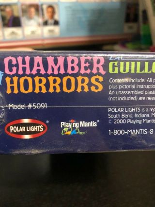 Polar Lights The chamber of Horrors Guillotine Model Kit 2