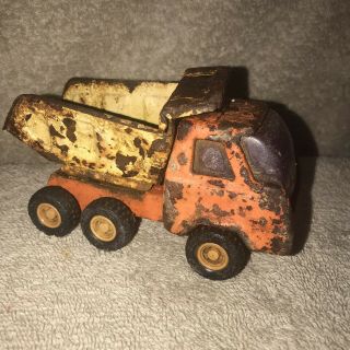 Vintage Buddy Metal Dumptruck Needs Restored Red And Yellow 2