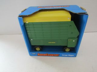 Toy Tractor Attachment 1:16 Scale Ertl Farm Country John Deere Forage Wagon