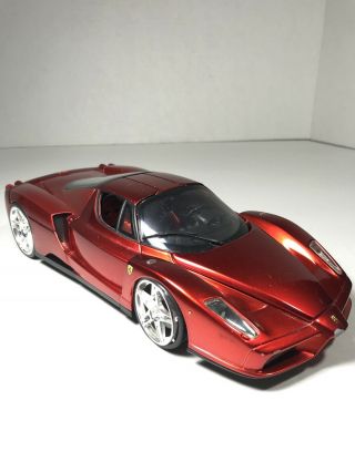 2002 Ferrari Red Enzo Hot Wheels Model 1:18 Car