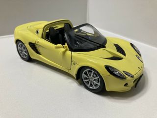 Welly 1:18 Diecast Yellow 2002 Lotus Elise 111s Convertible Rare
