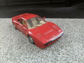 Burago 1/18 Scale Model Ferrari Gto 1984 Made In Italy Red
