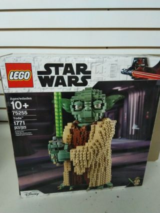 Lego Star Wars Yoda 75255 (s.  8) (l)