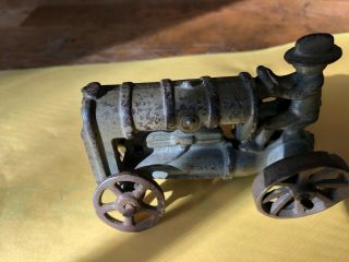 Arcade Cast Iron Fordson Tractor With Driver And Metal Tires All Around