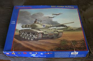 Vintage Glenco Models M41 Walker Bulldog Tank Model - 1/15 Scale