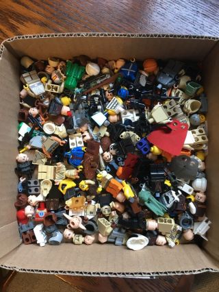 8 Oz Random Lego Star Wars Minifigure Parts And Accessories