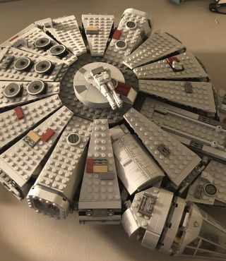 Lego Star Wars Millennium Falcon 75105,  2 Figures  (incomplete)