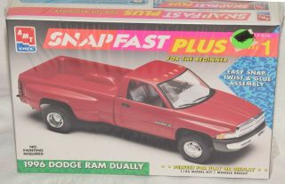Vintage 1995 Amt Ertl Snap Fast Plus 1996 Dodge Ram Dually Model Factory