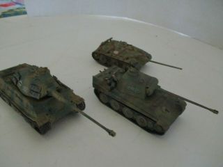 1/72 Ww2 German Tanks,  Panther,  King Tiger Porsche,  E25,  2 Tank Riders.  Built