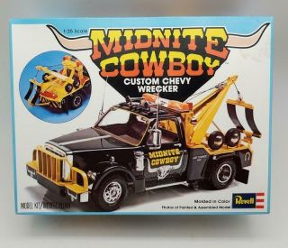 Revell Plastic 1:25 Midnight Cowboy Chevrolet Wrecker Model Kit Open Box Started