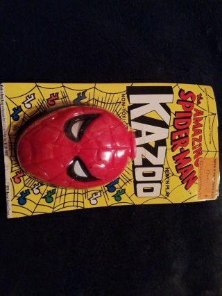 Rare Vintage 1979 Straco The Spiderman Hum N Play Kazoo Moc Unpunched.