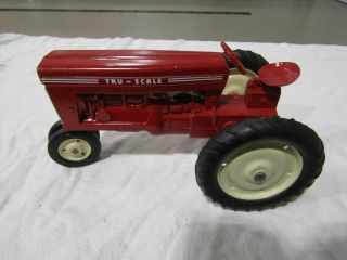 Vintage Farm Tractor 1:16 Scale Diecast Tru Scale Narrow Front Parts Restore