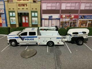 Custom 1/64 Port Authority Pd Chevy Dually Crane Truck With Boat And Trailer