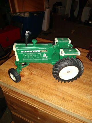 Scale Models Oliver 1955 Tractor 1/16 Circa 1992 Diecast York Farm Show