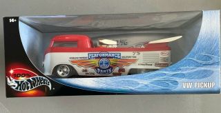 2002 100 Hot Wheels 1:18 Scale Red And White Volkswagen Vw Pickup A4