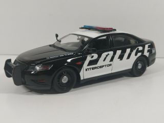 Motor Max Ford Taurus Police Interceptor Police Car 1:24 Scale - No Box