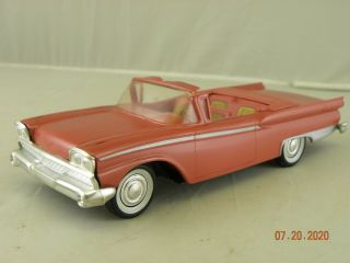A.  M.  T.  1959 Ford Fairlane Galaxie 500 Convertible Dealer Promo Friction Car