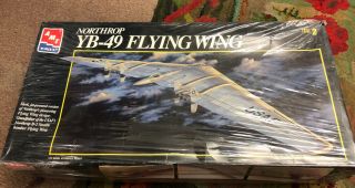 Amt Ertl Northrop Yb - 49 Flying Wing 1/72