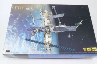 Heller Mir Space Station Plastic Model Kit 1:125 Complete Open Box Russian
