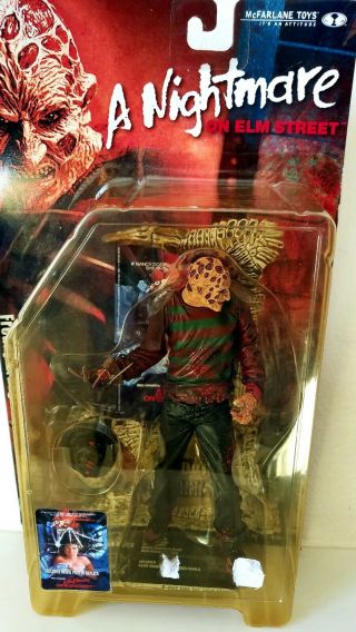 Movie Maniacs Nightmare On Elm Street Freddy Krueger Figure