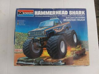 Chevy Square Body Monster Truck Monogram 1985 Hammerhead 1:24 Open Unchecked