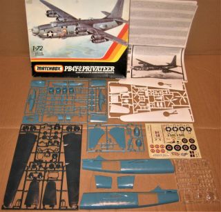 COMPLETE/BOX ' 86 MATCHBOX WWII PB4Y2 PRIVATEER LIBERATOR 1/72 MODEL AIRPLANE KIT 3